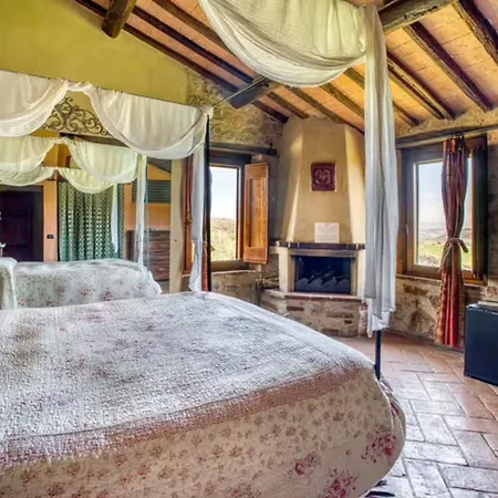 Casale Di Buccole *